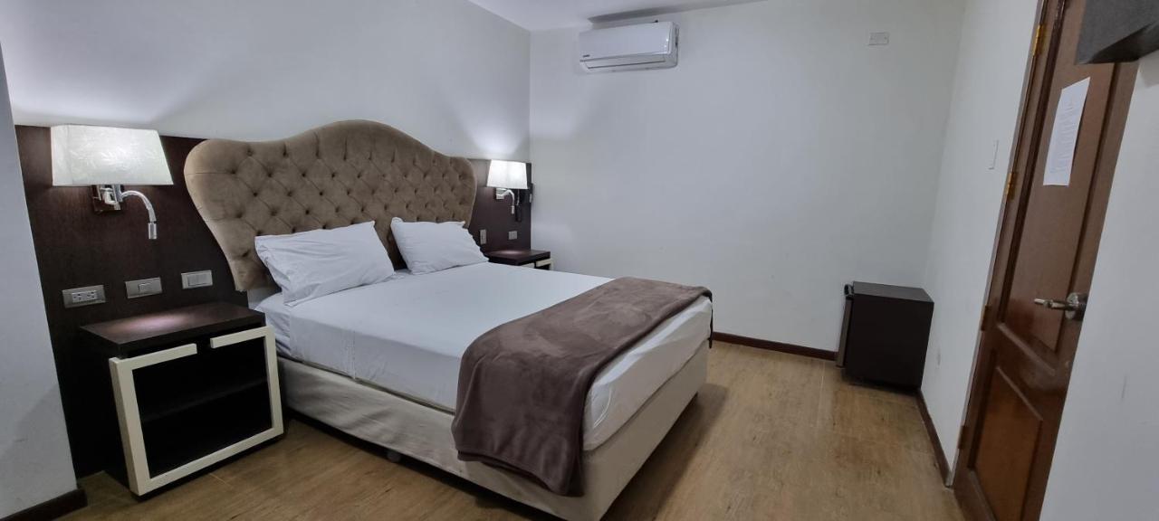 Hotel Imperio Real Трухільйо Екстер'єр фото